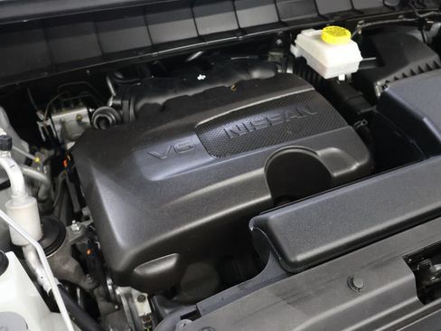Used 2024 Nissan Pathfinder Platinum AWD/4WD image 29