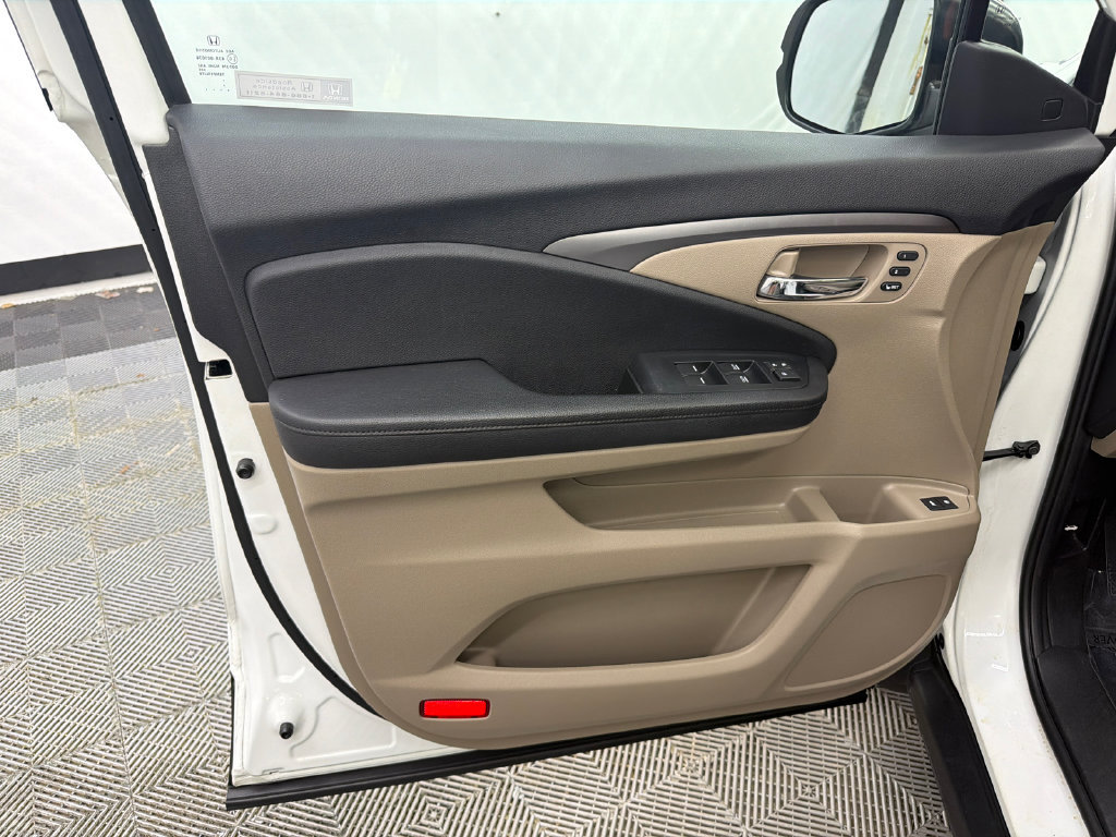 Used 2021 Honda Pilot EX-L image 11