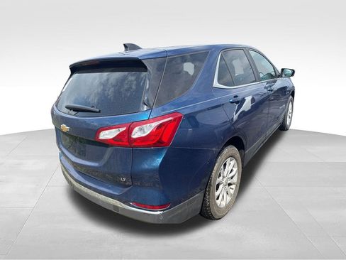 Used 2021 Chevrolet Equinox LT FWD image 2