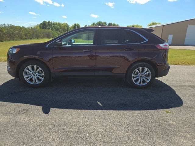 Used 2023 Ford Edge Titanium w/ Class II Trailer Tow Package AWD/4WD image 3