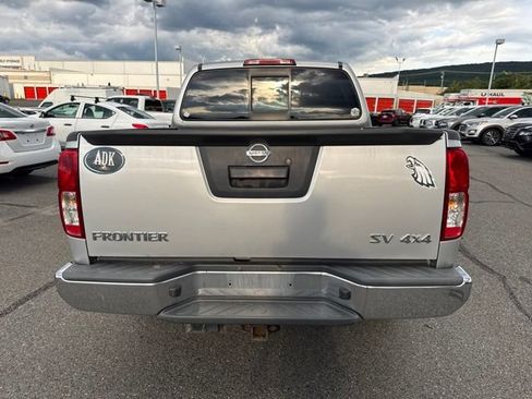 Used 2019 Nissan Frontier SV AWD/4WD image 6