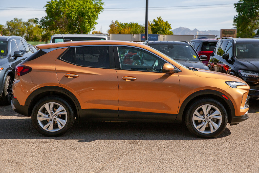 Used 2024 Buick Encore GX Preferred FWD image 5