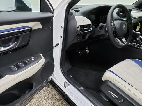 New 2025 Acura ADX A-Spec image 6