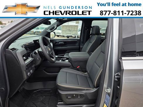 New 2026 Chevrolet Tahoe Premier w/ Sun And Tow Package AWD/4WD image 19