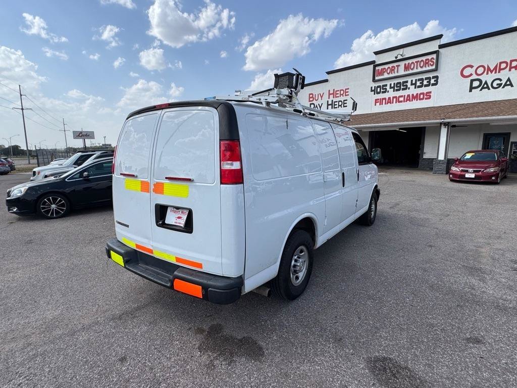 Used 2020 Chevrolet Express 2500 w/ Driver Convenience Package RWD image 7