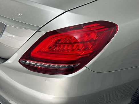 Used 2020 Mercedes-Benz C 300 Sedan w/ Premium Package image 34