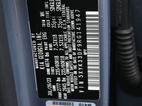 Used 2024 Kia Sportage EX image 17