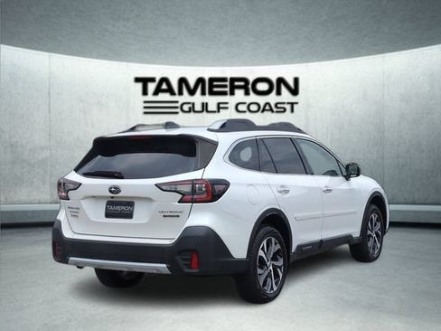 Used 2022 Subaru Outback Touring AWD/4WD image 7