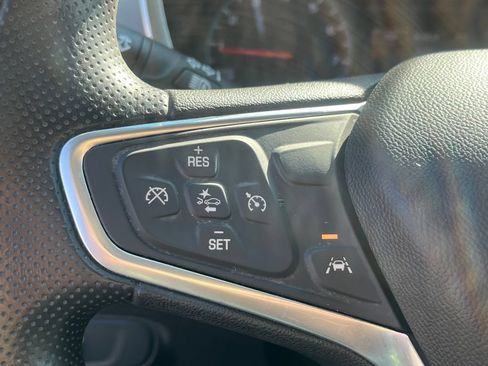 Used 2022 Chevrolet Equinox LS AWD/4WD image 29