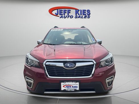 Used 2020 Subaru Forester Touring AWD/4WD image 2