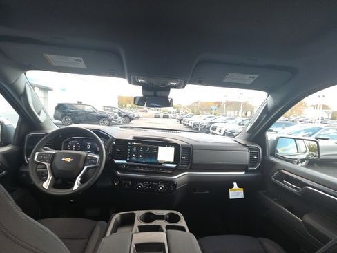 New 2026 Chevrolet Silverado 1500 LT image 12