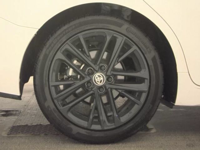 Used 2026 Toyota Camry SE FWD image 19