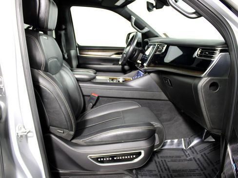 Used 2022 Jeep Grand Wagoneer Series I image 32