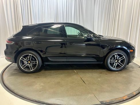 Used 2021 Porsche Macan AWD/4WD image 30