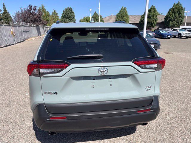 Used 2023 Toyota RAV4 XLE w/ Convenience Package AWD/4WD image 4