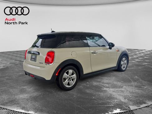 Used 2016 MINI Cooper 2-Door Hardtop FWD image 5