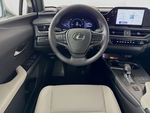 New 2026 Lexus UX 300h FWD image 19