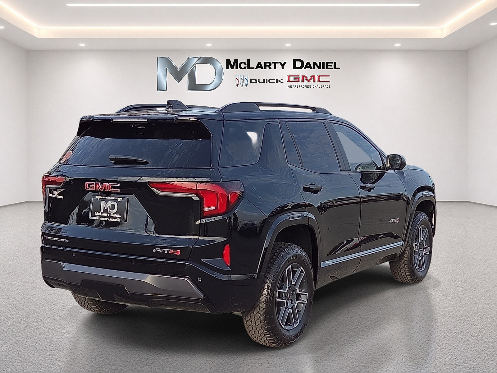 New 2027 GMC Terrain AT4 w/ Technology Package II AWD/4WD image 5