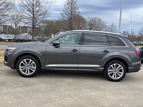 Used 2025 Audi Q7 3.0T Premium Plus AWD/4WD image 11