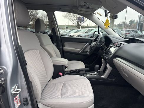 Used 2015 Subaru Forester 2.5i Premium w/ All-Weather Package image 28