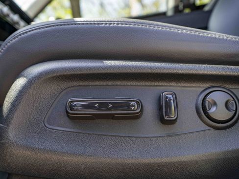 Used 2023 Honda CR-V EX-L image 41