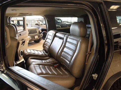 Used 2003 HUMMER H2 w/ Preferred Equipment Group AWD/4WD image 45