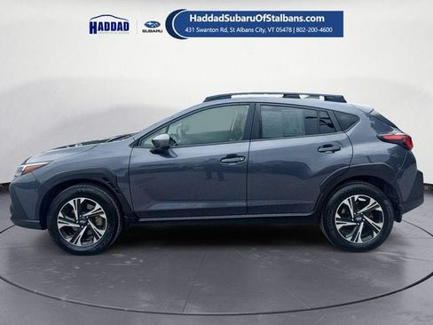 Used 2024 Subaru Crosstrek 2.0i Premium AWD/4WD image 2