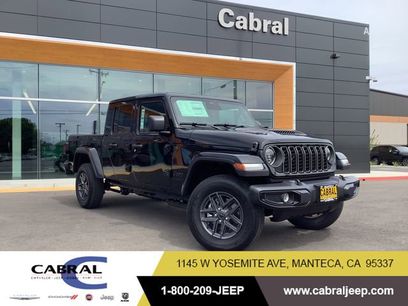New 2026 Jeep Gladiator Sport