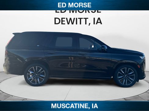 Used 2023 Cadillac Escalade Sport Platinum AWD/4WD image 6