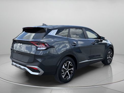 Used 2023 Kia Sportage EX FWD image 3