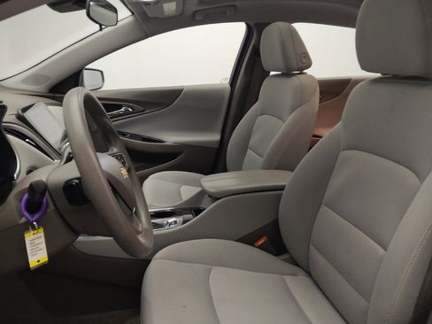 Used 2024 Chevrolet Malibu LT image 17