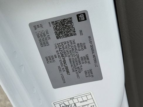 Used 2022 Chevrolet Express 3500 LS image 26