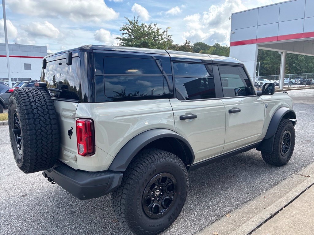 Used 2025 Ford Bronco Big Bend w/ Black Diamond Package AWD/4WD image 3