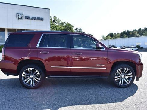 Used 2019 GMC Yukon Denali w/ Denali Ultimate Package image 10