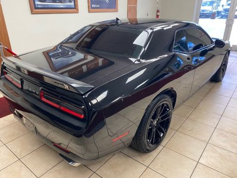 Used 2020 Dodge Challenger R/T Scat Pack RWD image 3