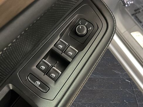Used 2024 Volkswagen Atlas SE AWD/4WD image 21