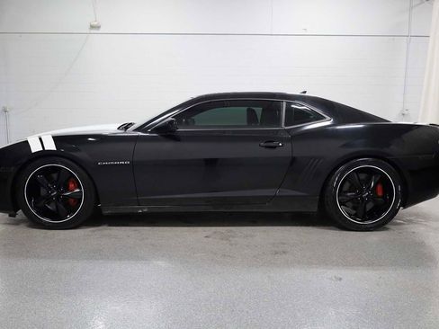 Used 2010 Chevrolet Camaro SS w/ RS Package image 2