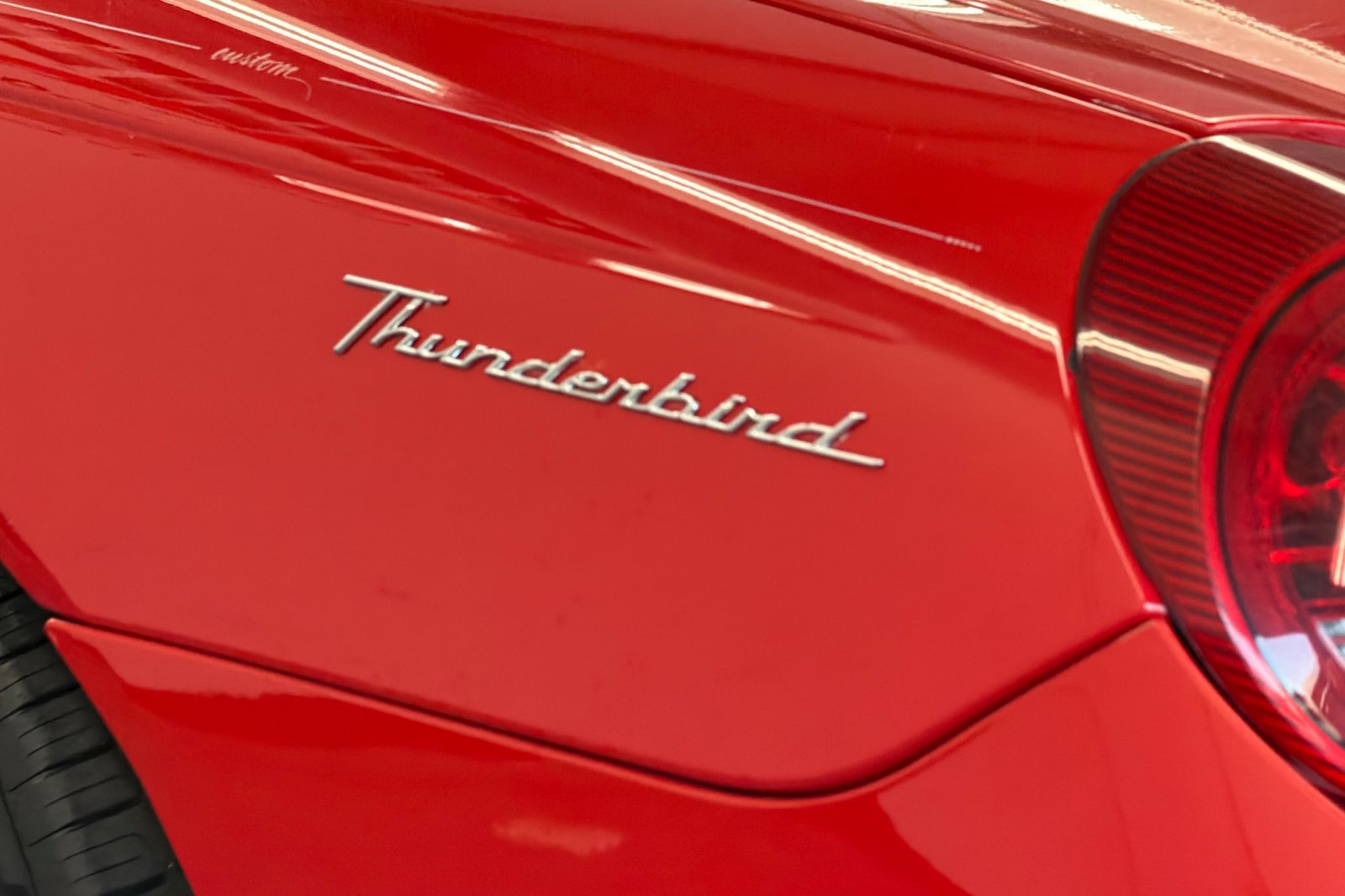 Used 2005 Ford Thunderbird RWD image 19