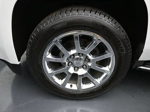 Used 2020 GMC Yukon Denali w/ Open Road Package AWD/4WD image 11