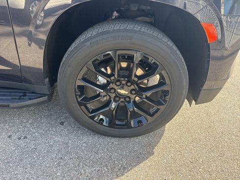Used 2022 Chevrolet Tahoe RST w/ Luxury Package image 8