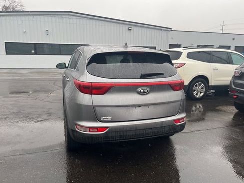 Used 2017 Kia Sportage LX image 4