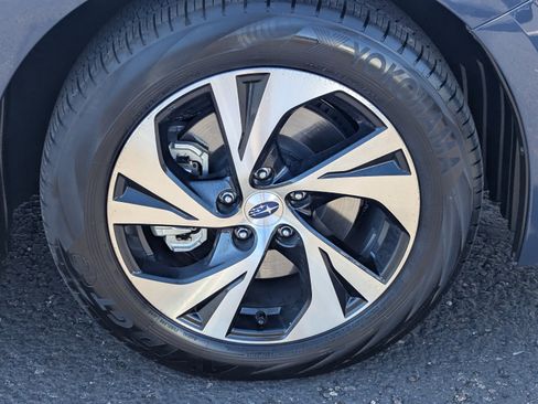 Certified 2025 Subaru Legacy Premium image 9