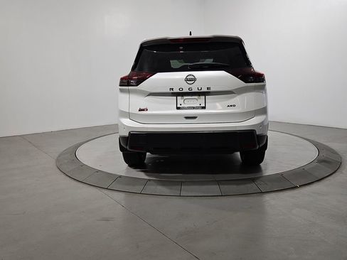 New 2026 Nissan Rogue SV image 4