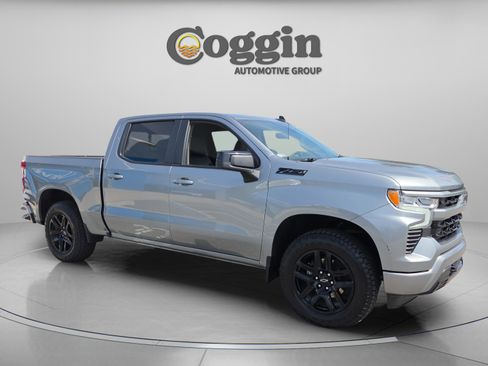 Used 2024 Chevrolet Silverado 1500 RST w/ Convenience Package II AWD/4WD image 7