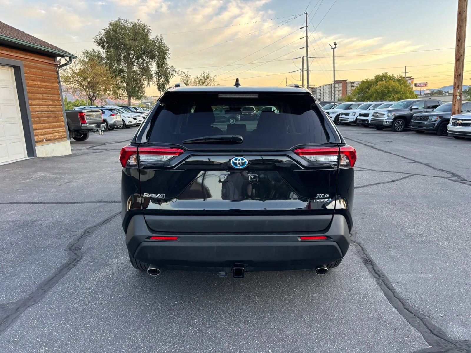 Used 2024 Toyota RAV4 XLE AWD/4WD image 6