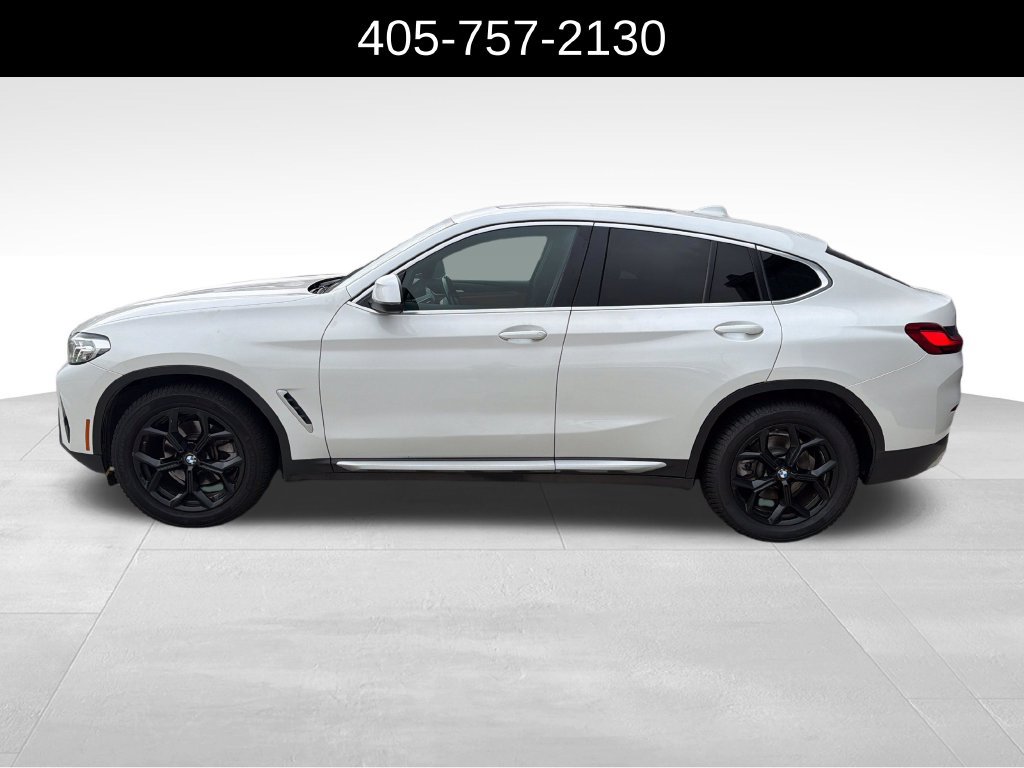 Used 2022 BMW X4 xDrive30i w/ Convenience Package AWD/4WD image 2