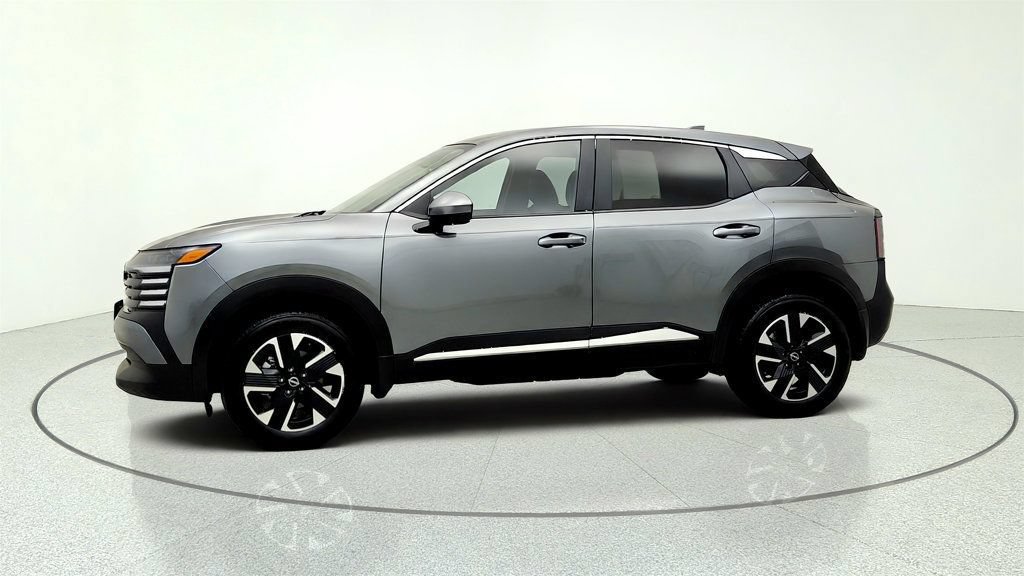 Used 2025 Nissan Kicks SV AWD/4WD image 8
