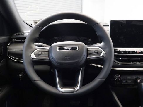 Used 2023 Jeep Compass Latitude w/ Convenience Group AWD/4WD image 20