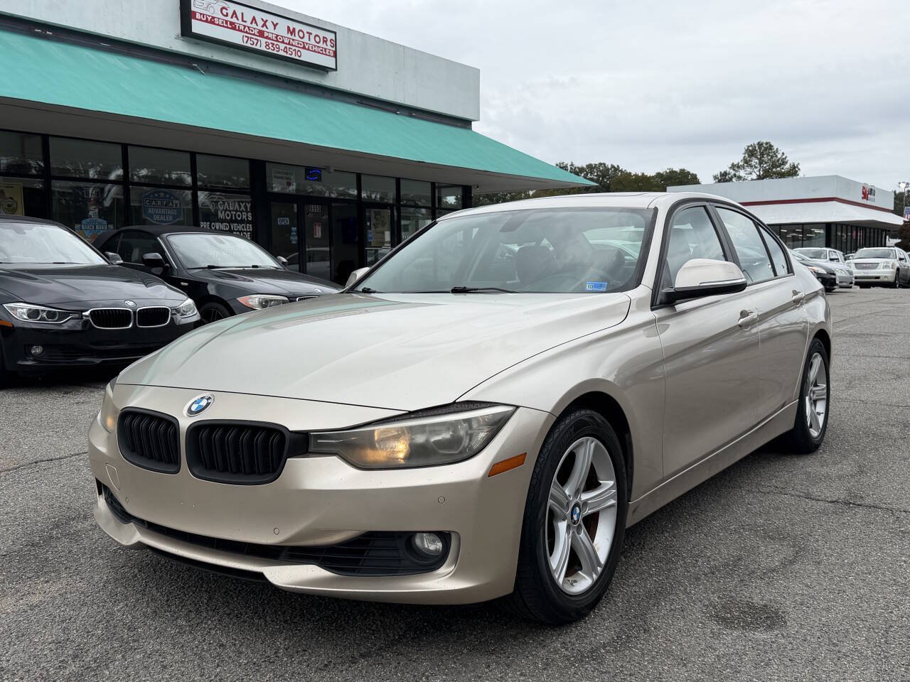 Used 2014 BMW 328i Sedan RWD image 1