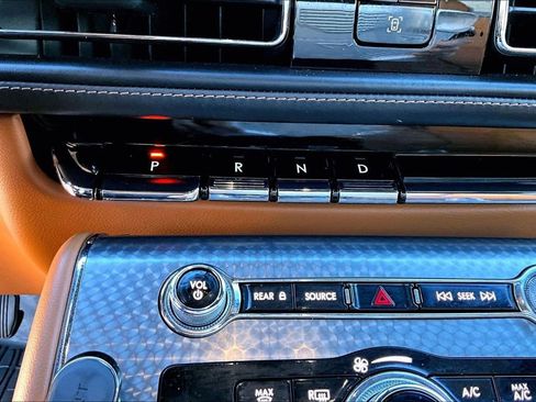 Used 2021 Lincoln Aviator Black Label w/ Dynamic Handling Package image 31